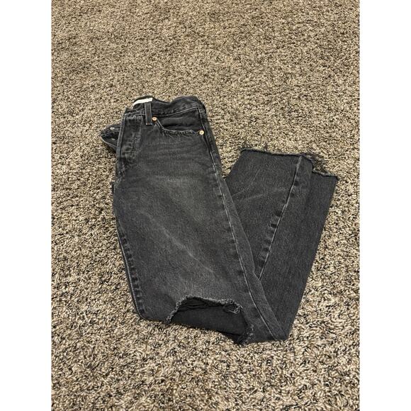Levis Premium Jeans Womens 25x26 Black Distressed Wedgie Straight Button Fly - Picture 1 of 5